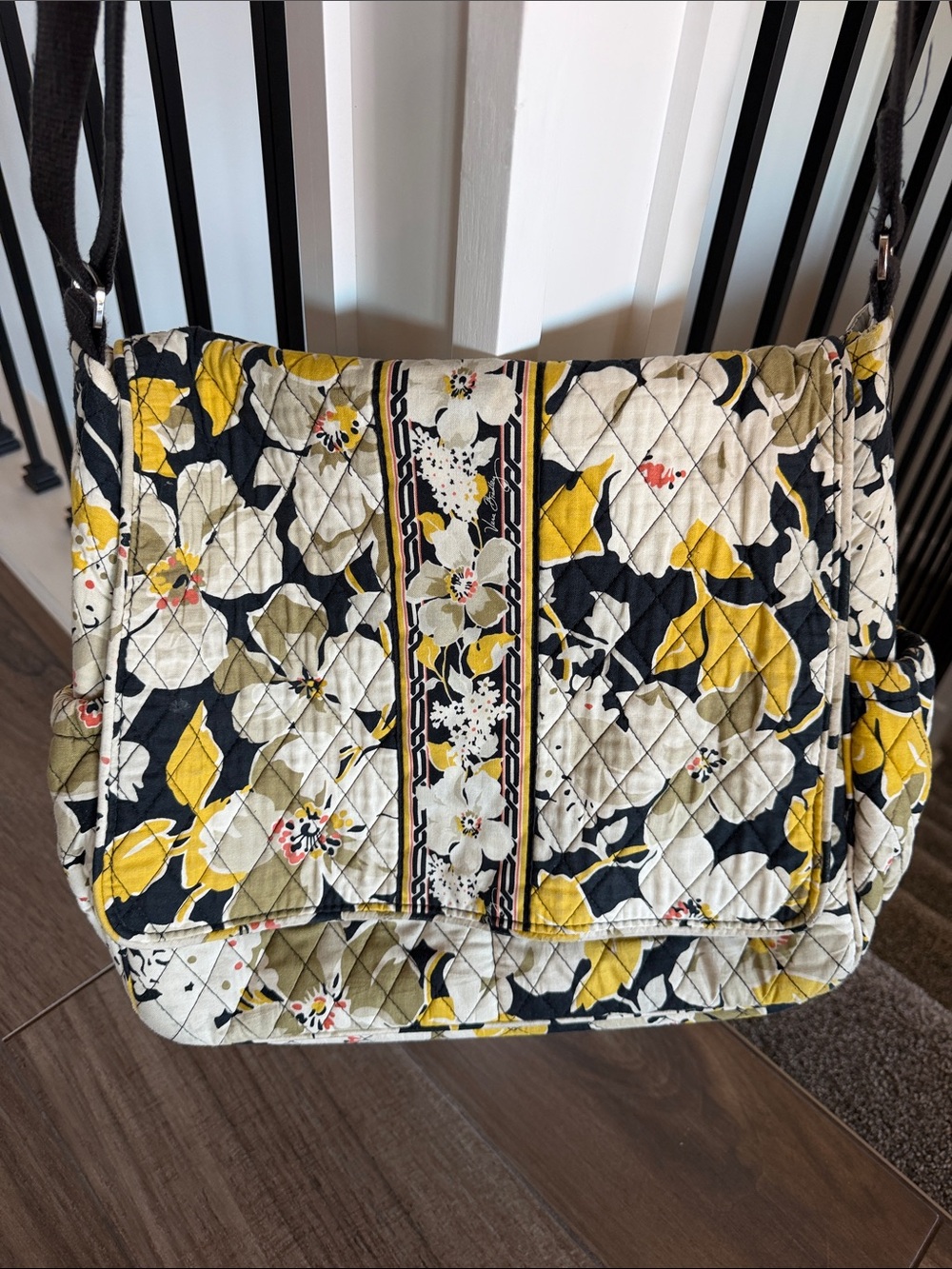 Vera Bradley Quilted Floral Diaper/Baby Crossbody Messenger Bag Dogwood pattern